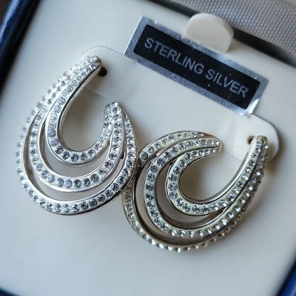 Sterling Silver Lauren Taylor Post Earrings "diamond" chips - Picture 1 of 6